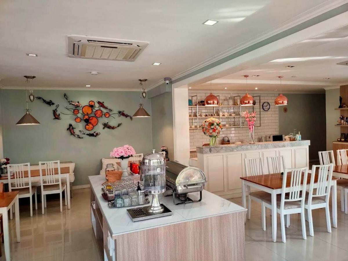 168 Studio Hotel Ubon Ratchathani Exterior photo