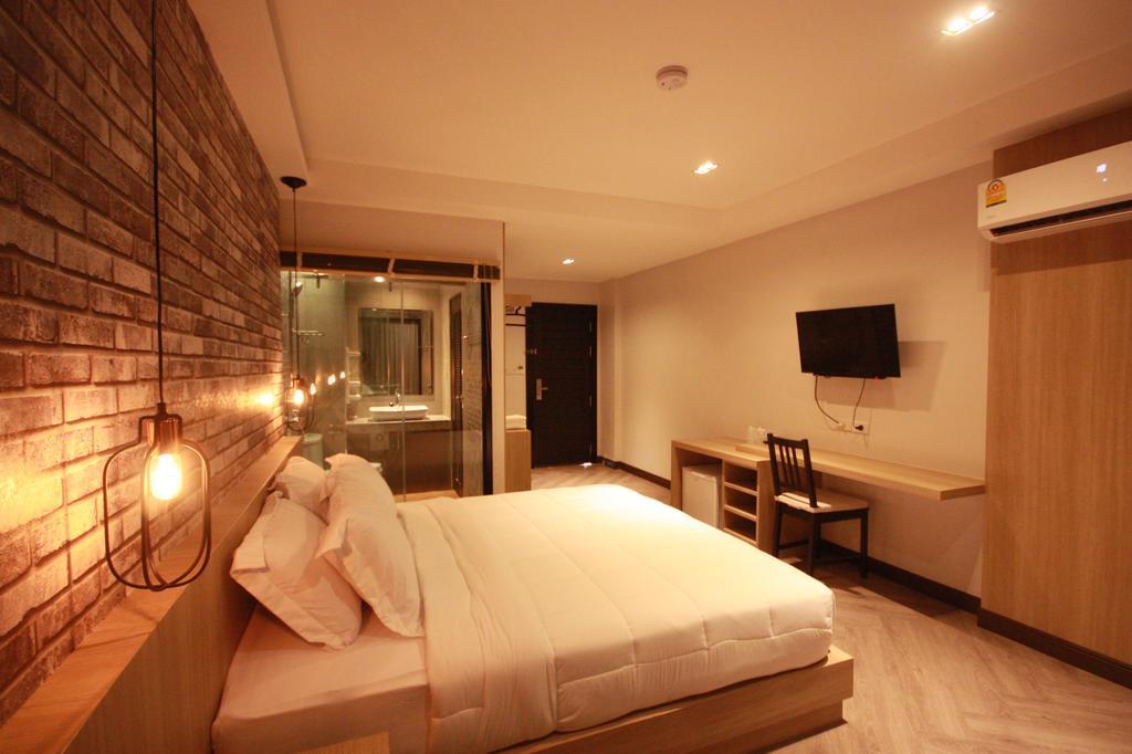 168 Studio Hotel Ubon Ratchathani Exterior photo